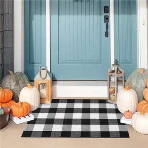 Buffalo Plaid Outdoor Rug Runner Doormat 24'' x 51", Black/White Cotton Woven